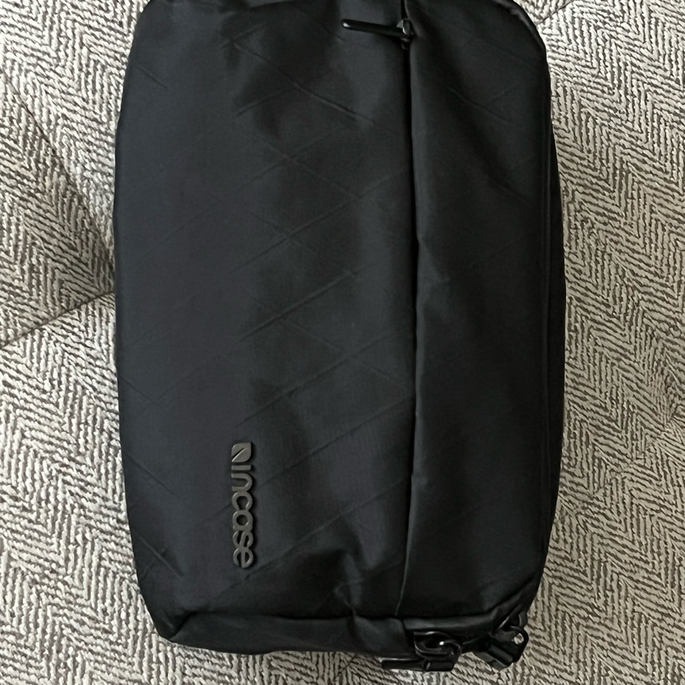 Diamond wire ripstop belt bag fanny waist bag by incase.Rare sold out.